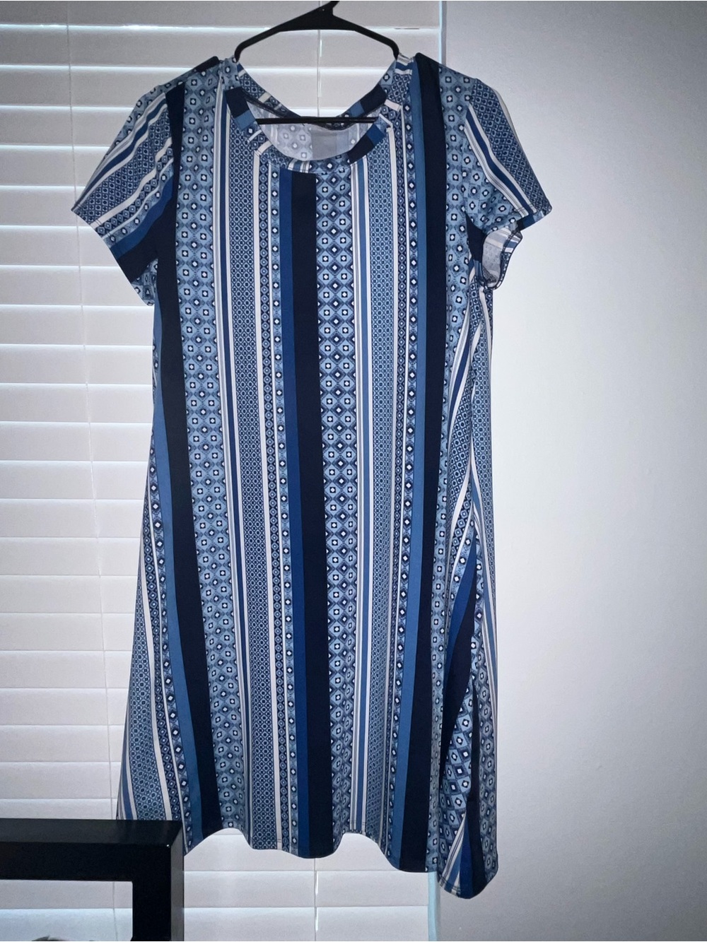 New Directions Blue Geometric Midi Dress